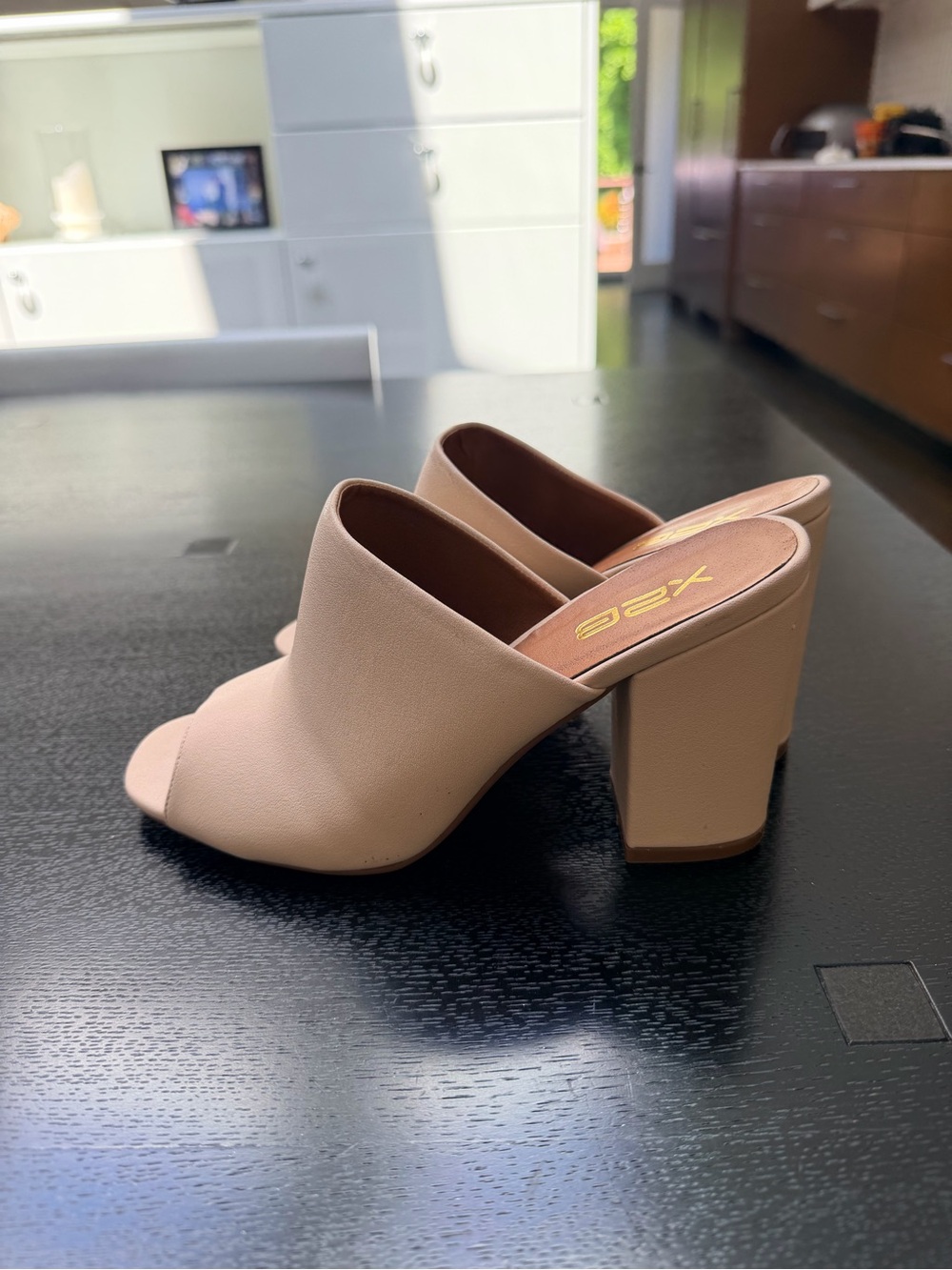 Nude Block Heel Mule - Women